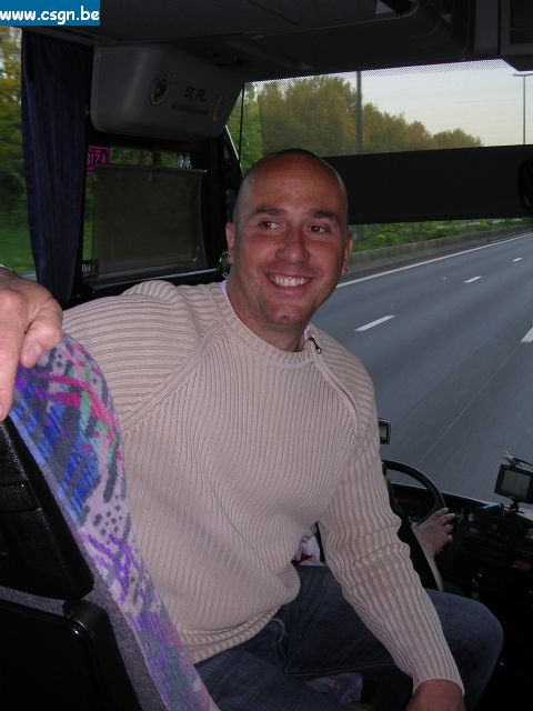gvdv25avril09eurodisney01.jpg