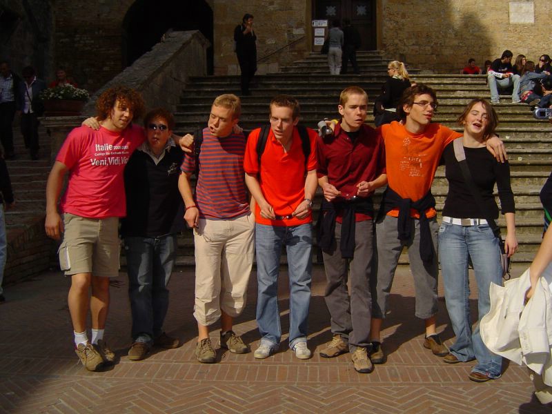 ita06117c.jpg